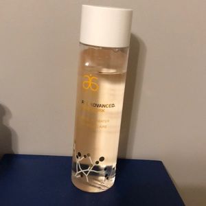 Arbonne micellar water